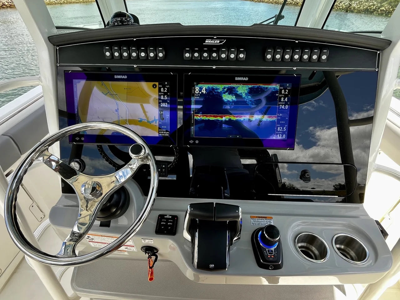 2023 Boston Whaler 330 OUTRAGE 33.0 feet, Venice, Florida #20