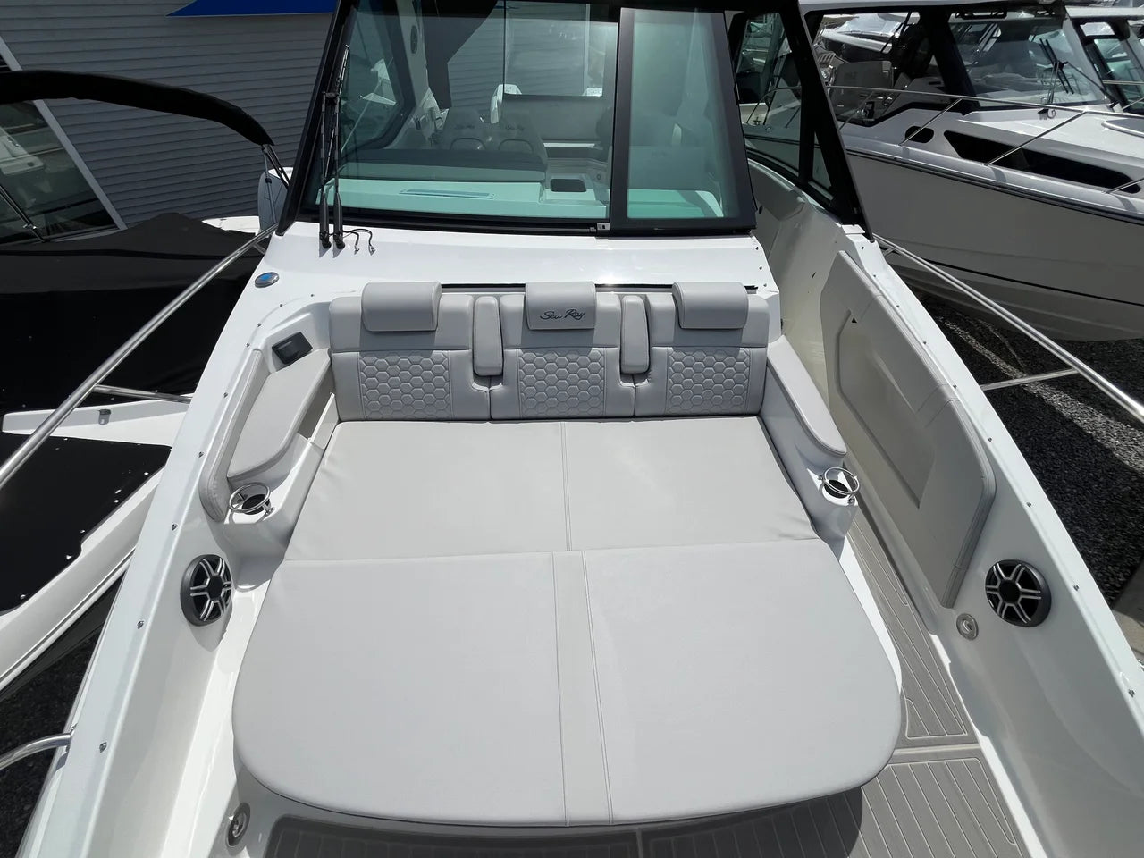 2026 Sea Ray Sundancer 320 Outboard 32.0 feet, Westbrook, Connecticut #32