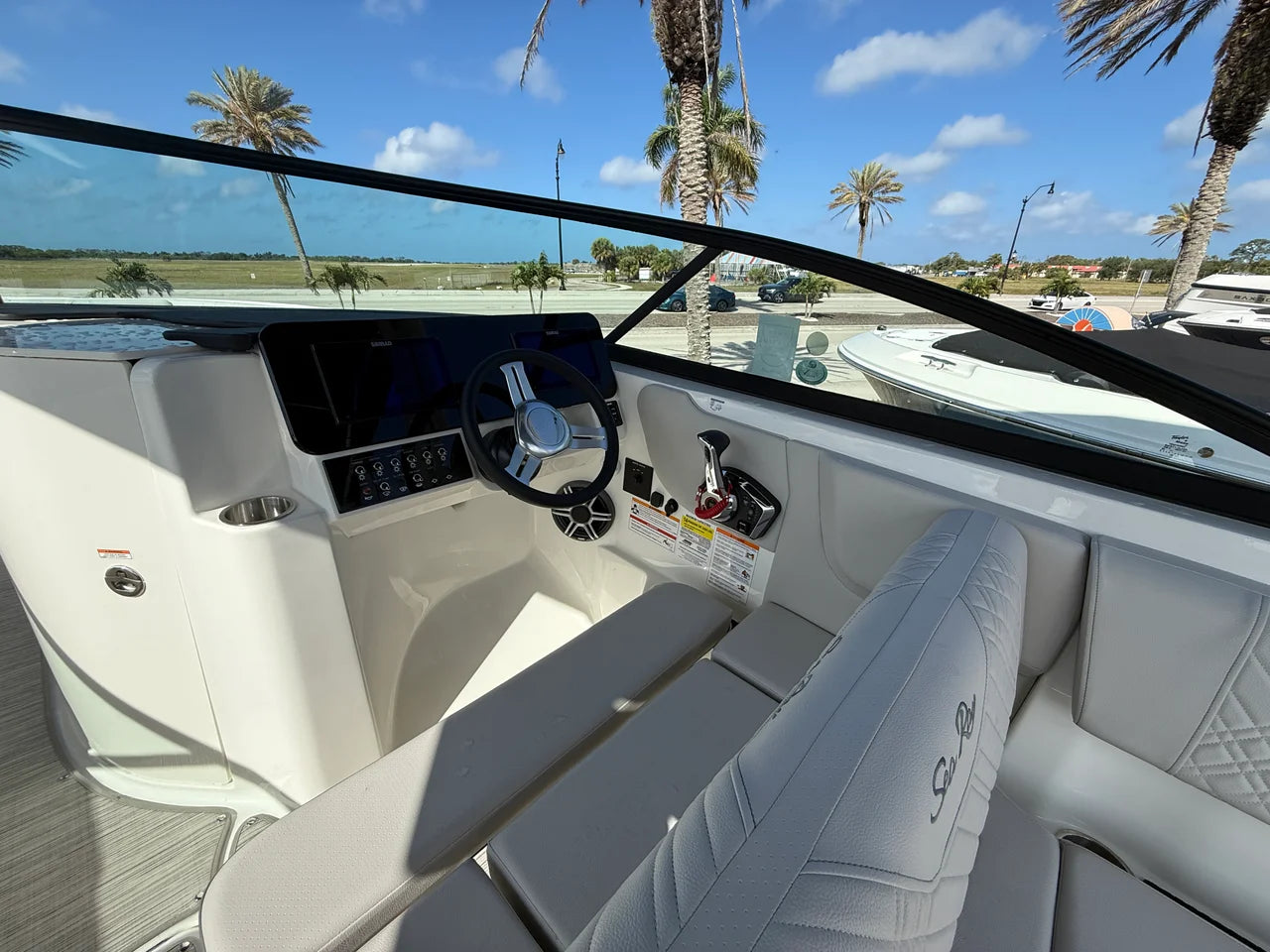 2026 Sea Ray SDX 250 Outboard 25.0 feet, Venice, Florida #12