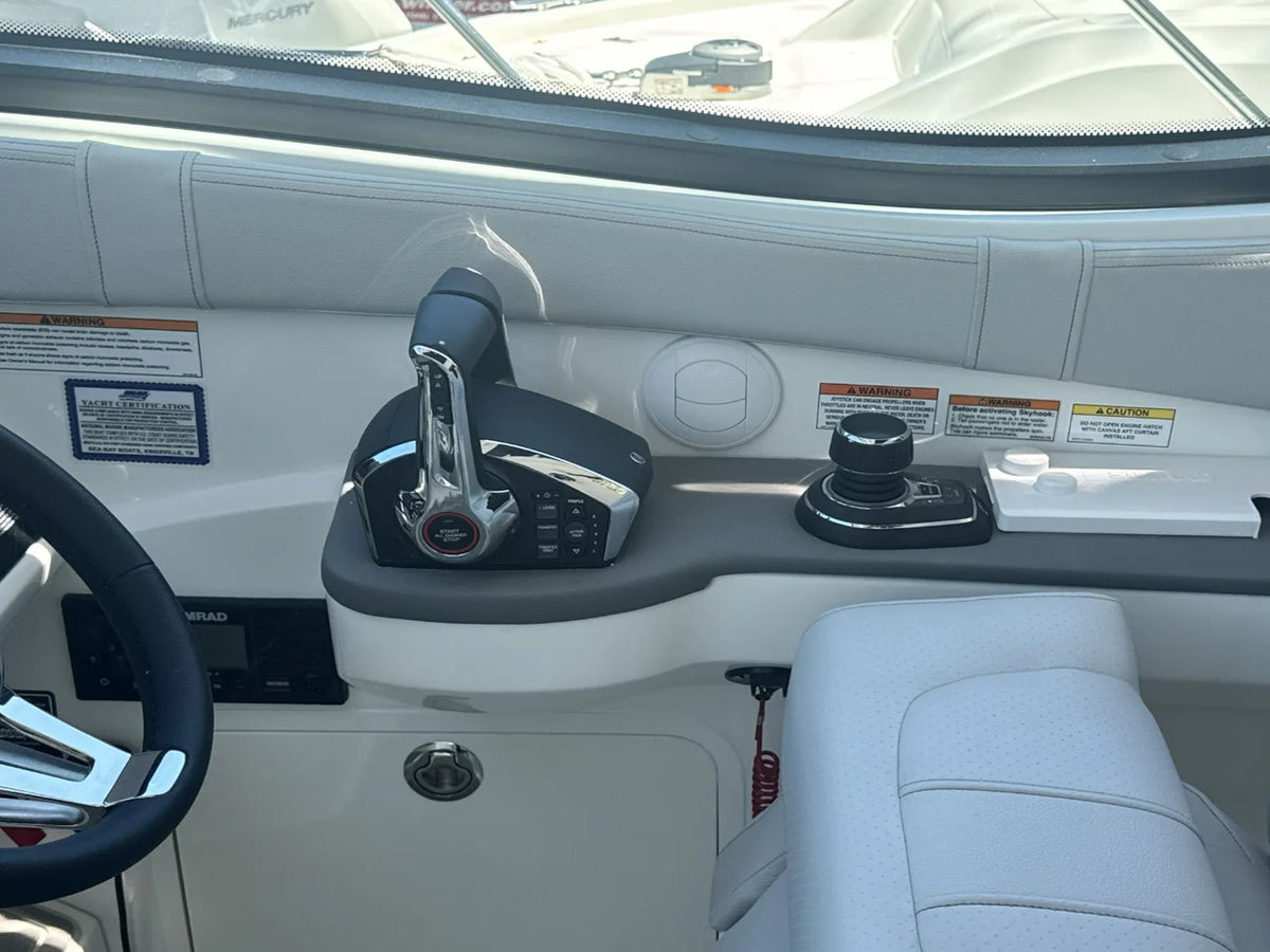 2026 Sea Ray Sundancer 320 Outboard 32.0 feet, Huntington, NY #25