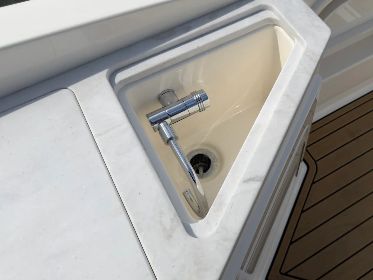 2022 Sea Ray 290 SDX OUTBOARD 29.0 feet, Norwalk, CT #57