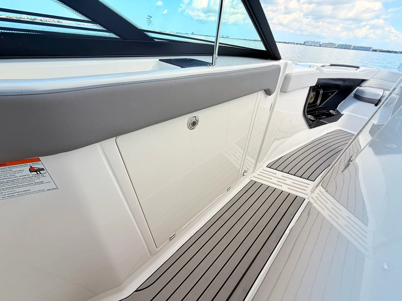 2027 Sea Ray SLX 360 Outboard 36.0 feet, St Petersburg, FL #73