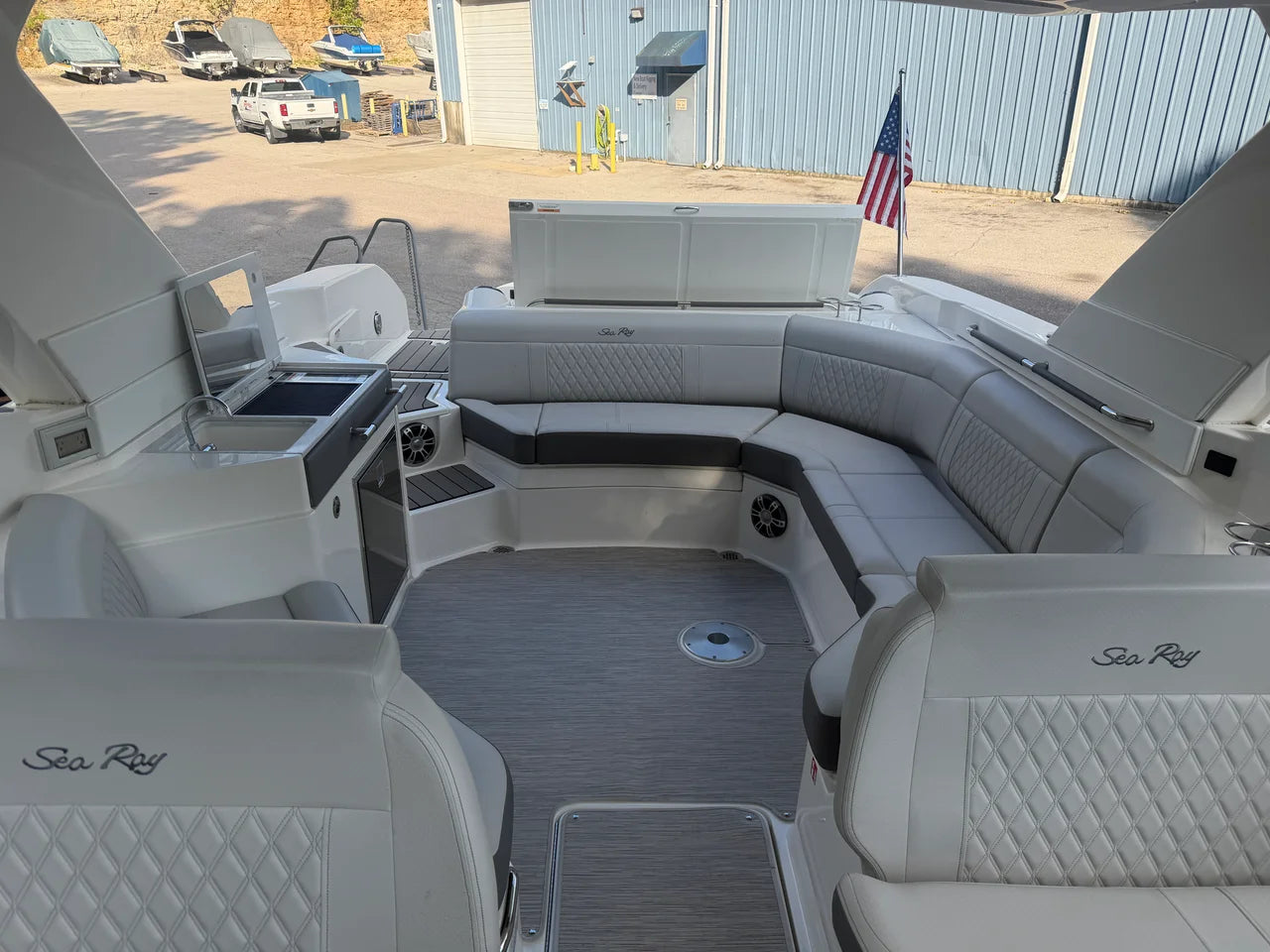 2025 Sea Ray SLX 350 35.0 feet, Lake Ozark, MO #19
