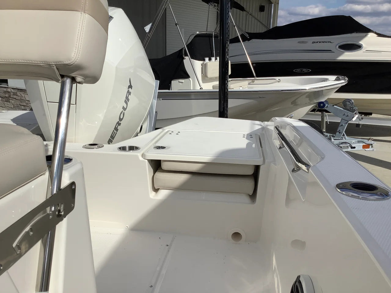 2026 Boston Whaler 220 Dauntless 22.0 feet, Monkey Island, OK #13