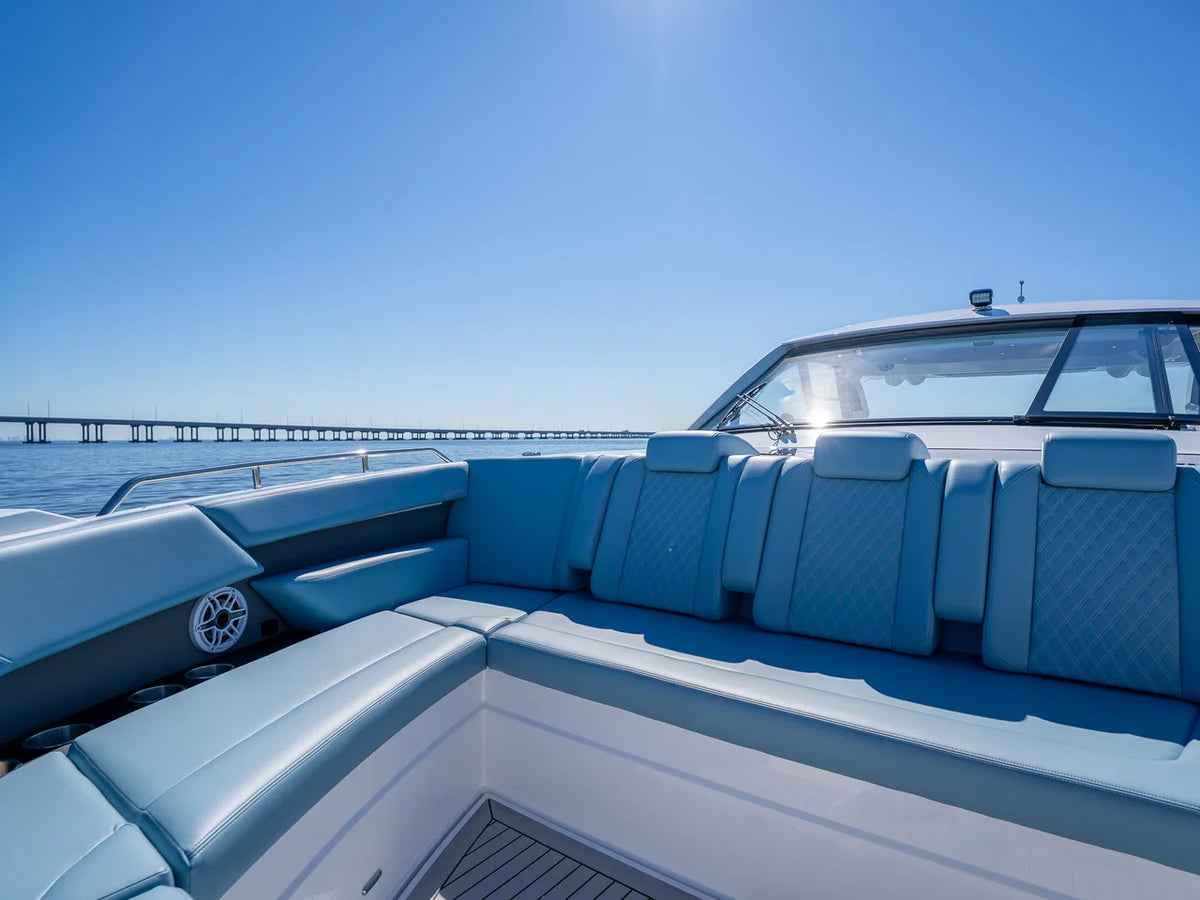 2027 Cruisers Yachts 50 GLS OB 50.0 feet, Clearwater, Florida #42