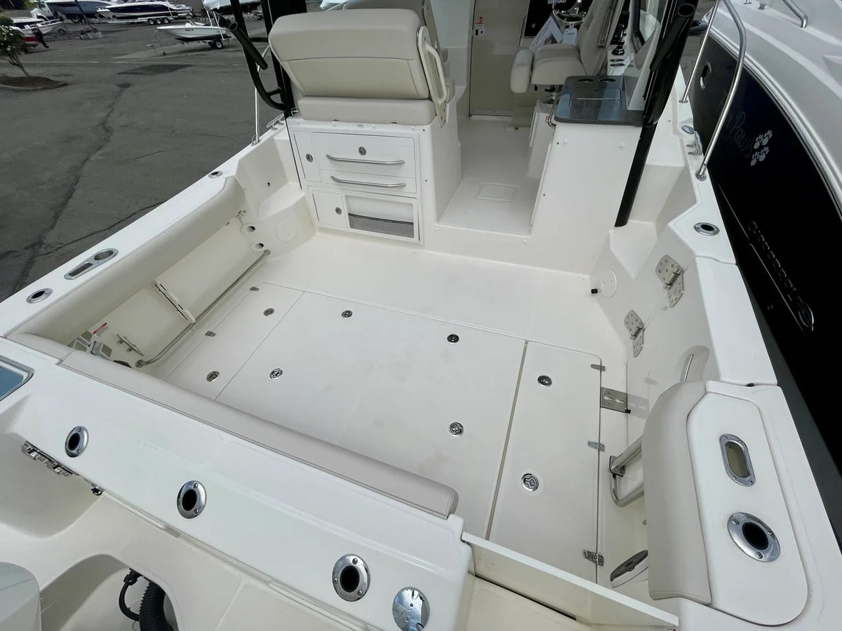 2026 Boston Whaler 325 Conquest 32.0 feet, Danvers, Massachusetts #2