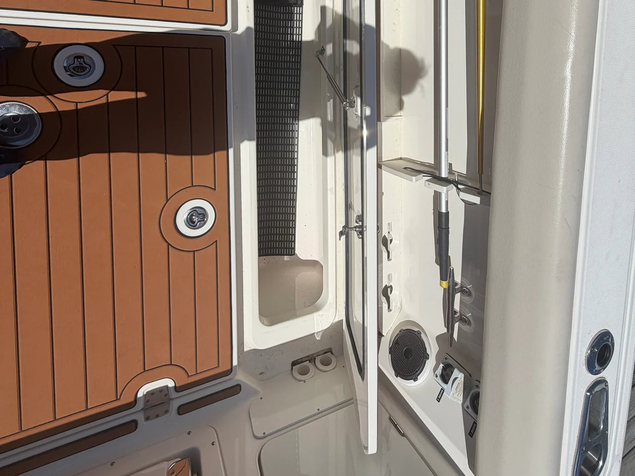 2021 Boston Whaler 380 OUTRAGE 38.0 feet, Huntington, NY #14