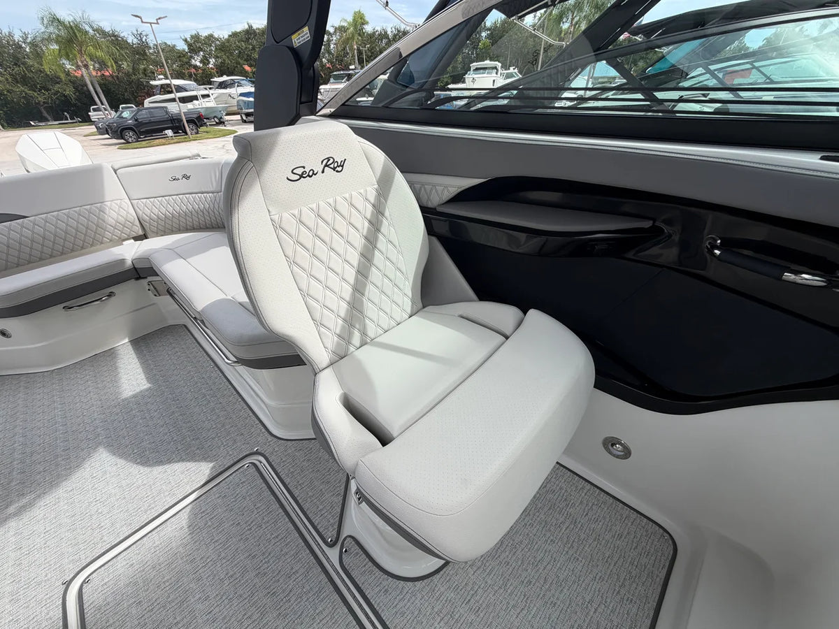 2027 Sea Ray SLX 280 Outboard 28.0 feet, Stuart, Florida #19