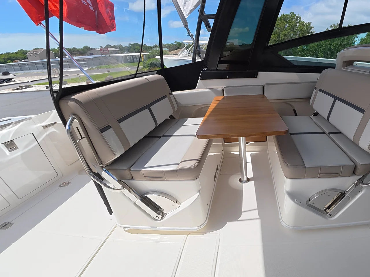 2025 Boston Whaler 330 Vantage 33.0 feet, Dennis, New Jersey #21