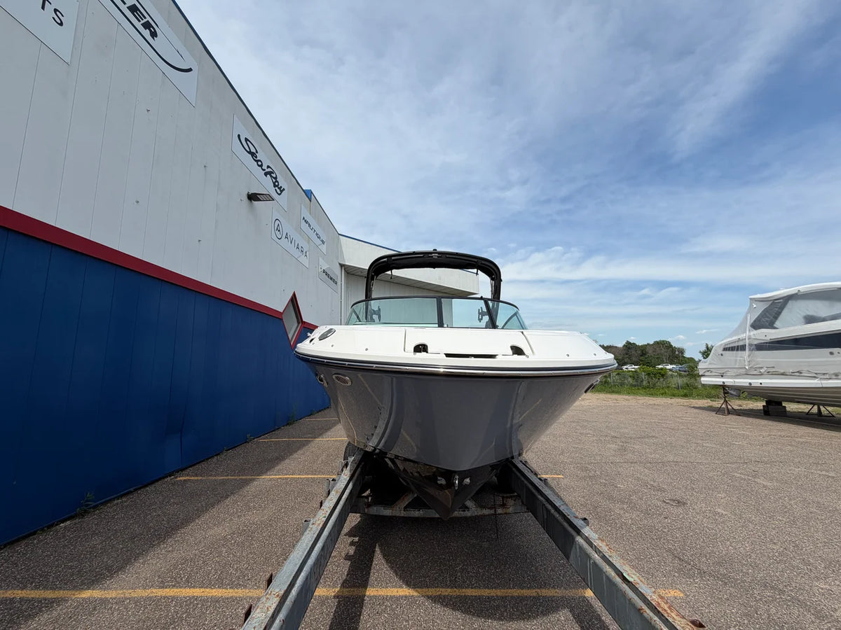 2026 Sea Ray SDX 250 Surf 25.0 feet, Excelsior, Minnesota #3