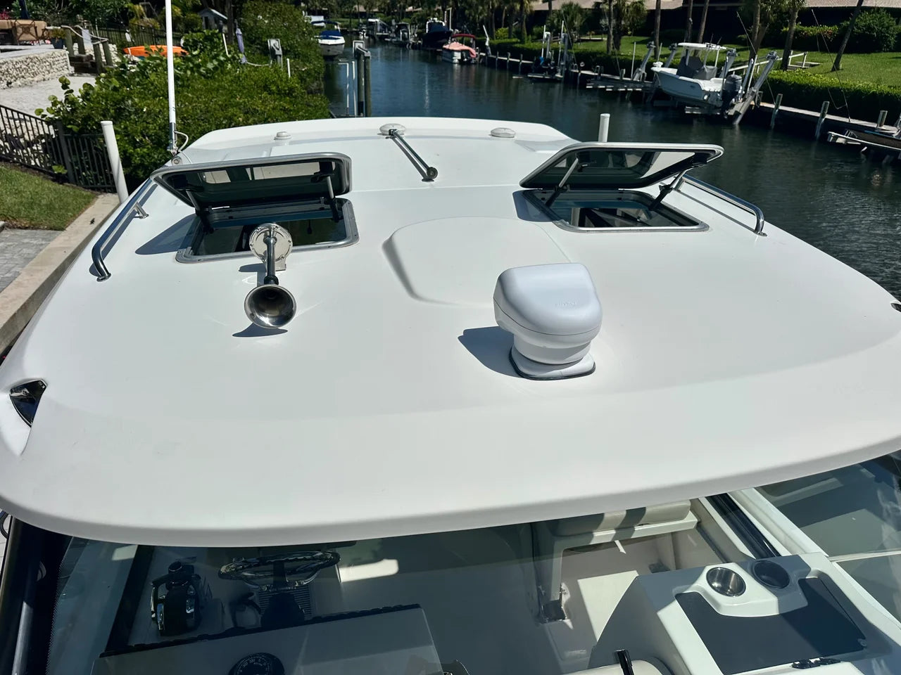 2021 Boston Whaler 325 CONQUEST 32.0 feet, Sarasota, FL #34