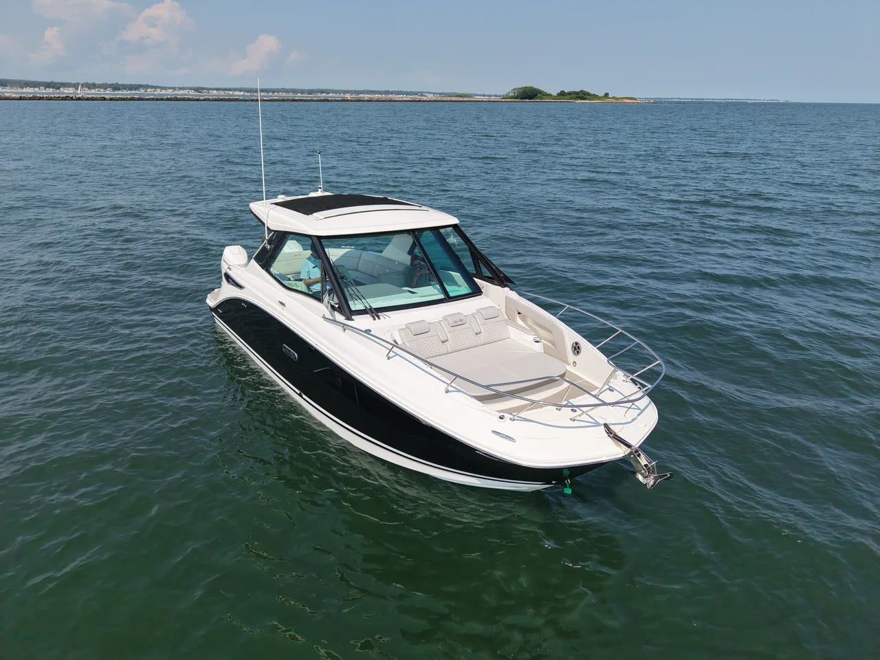 2026 Sea Ray Sundancer 320 Outboard 32.0 feet, Westbrook, Connecticut #4
