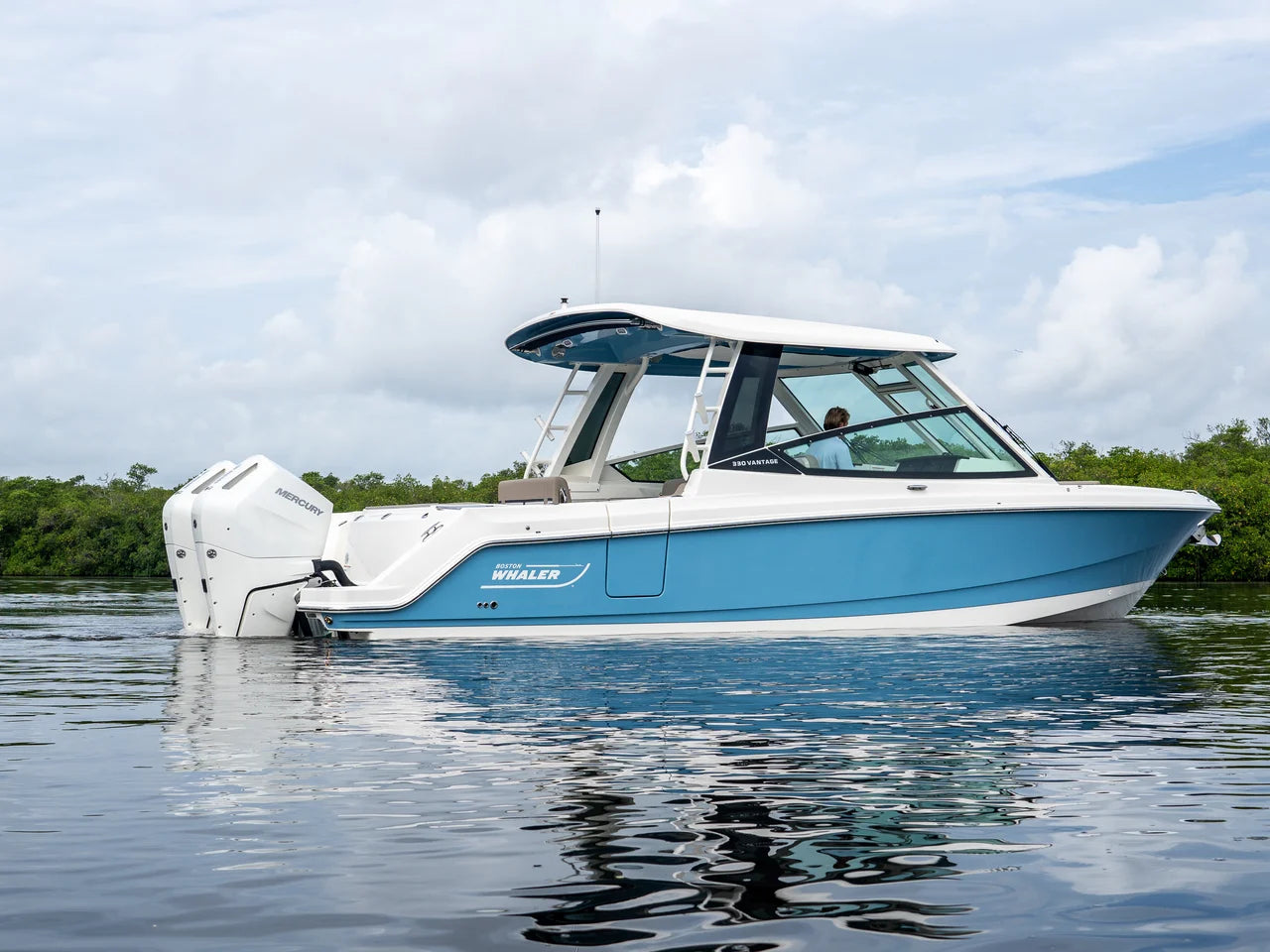 2027 Boston Whaler 330 Vantage 33.0 feet, Fort Myers, FL #4