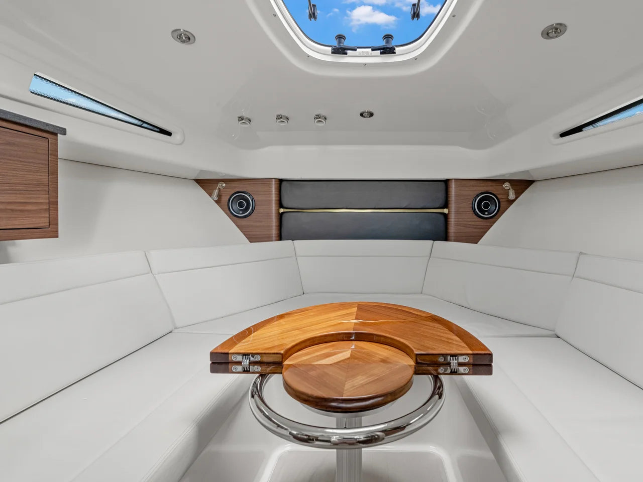 2026 Boston Whaler 325 Conquest 32.0 feet, Quincy, MA #32