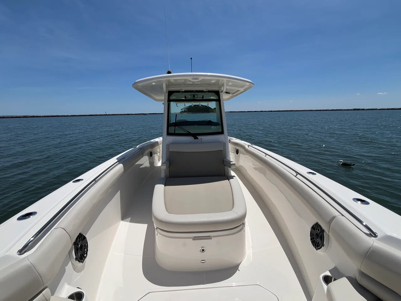 2026 Boston Whaler 330 Outrage 33.0 feet, Westbrook, Connecticut #40