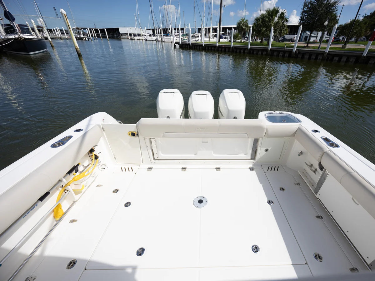 2017 Boston Whaler 345 CONQUEST 33.0 feet, Seabrook, TX #35