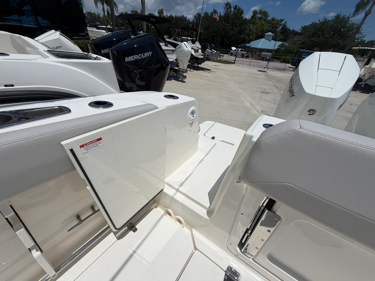 2026 Boston Whaler 330 Outrage 33.0 feet, Stuart, Florida #27
