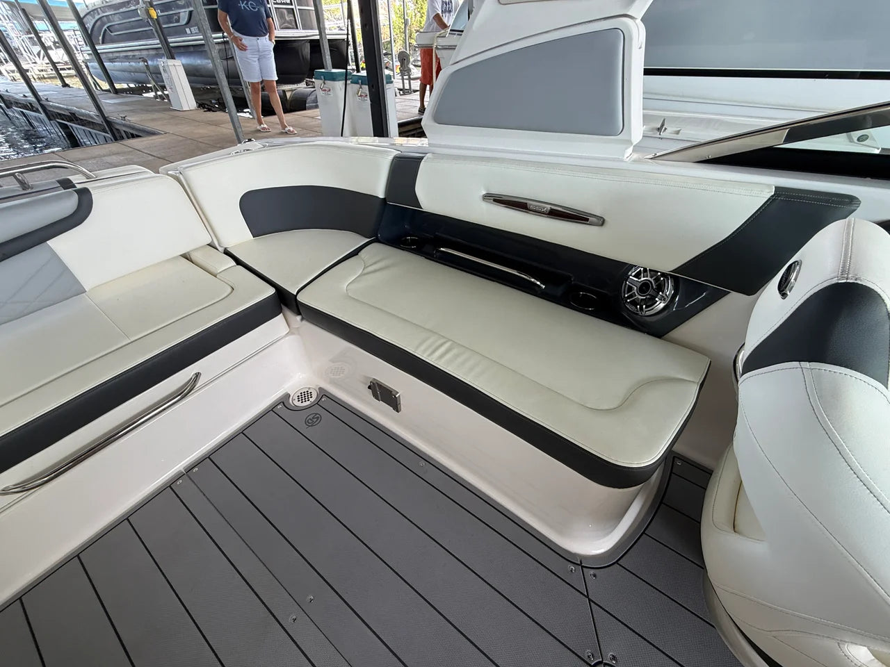 2023 Chaparral 287 SSX 28.0 feet, Lake Ozark, MO #21