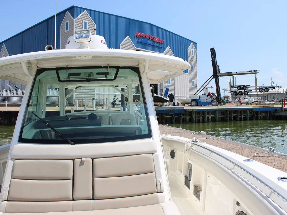 2018 Boston Whaler 380 OUTRAGE 38.0 feet, Seabrook, TX #37