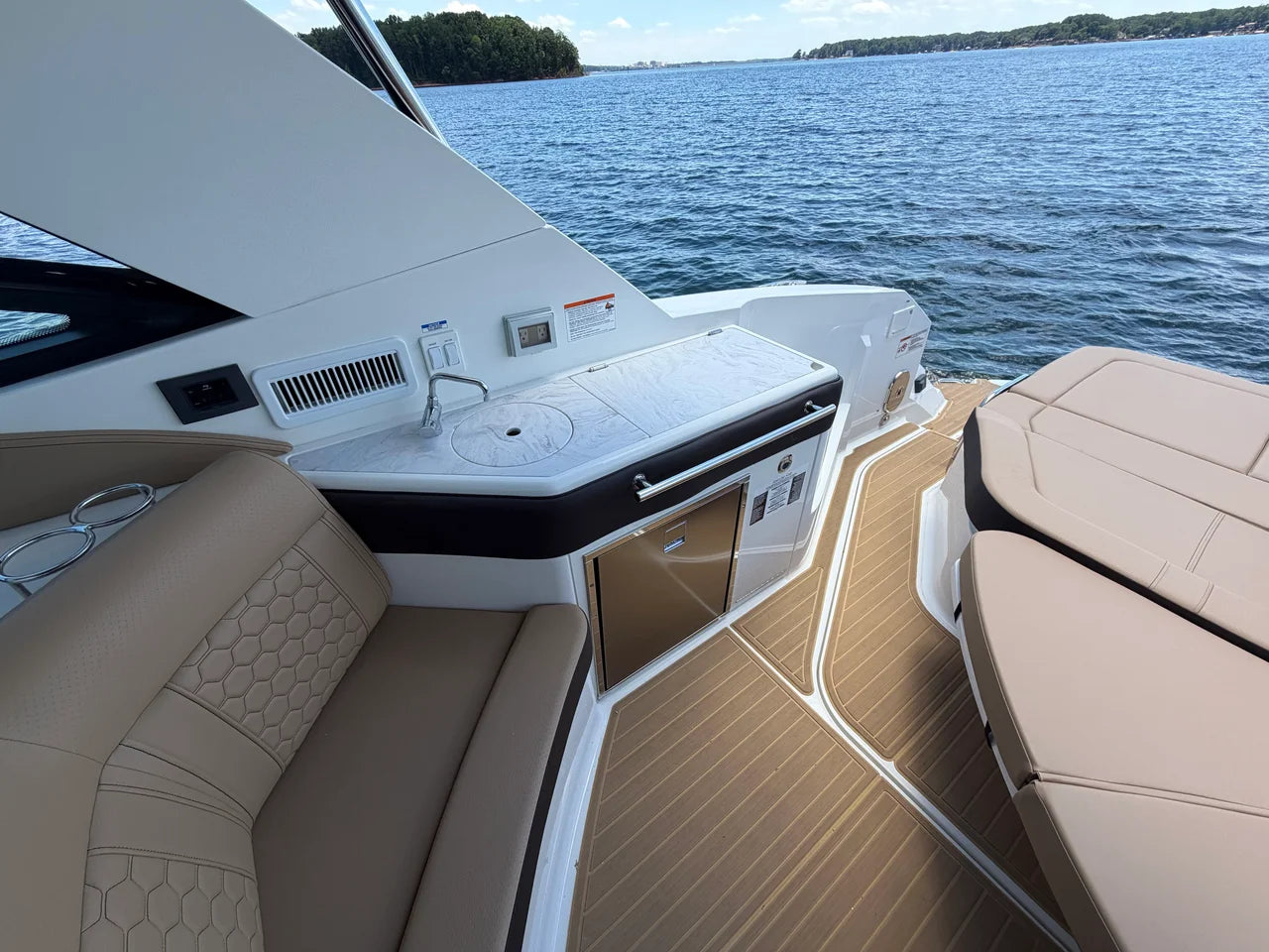 2026 Sea Ray Sundancer 320 32.0 feet, Cornelius, North Carolina #32