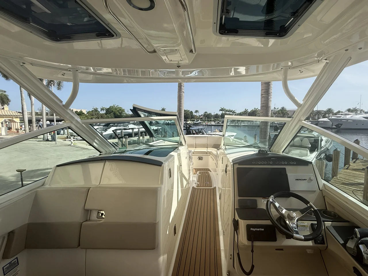 2018 Boston Whaler 320 VANTAGE 32.0 feet, Pompano Beach, Florida #59