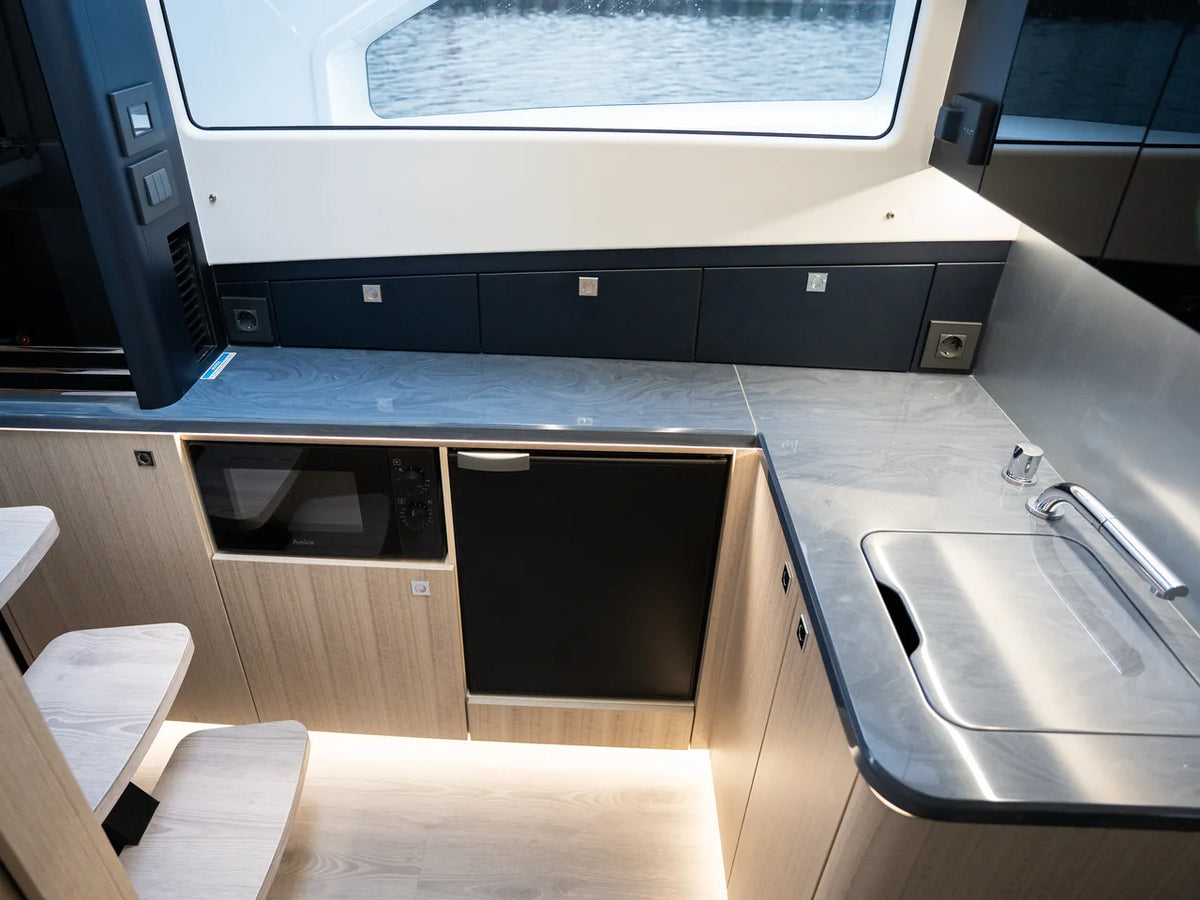 2027 Galeon 435 GTI 43.0 feet, Inuvik, Northwest Territories #42