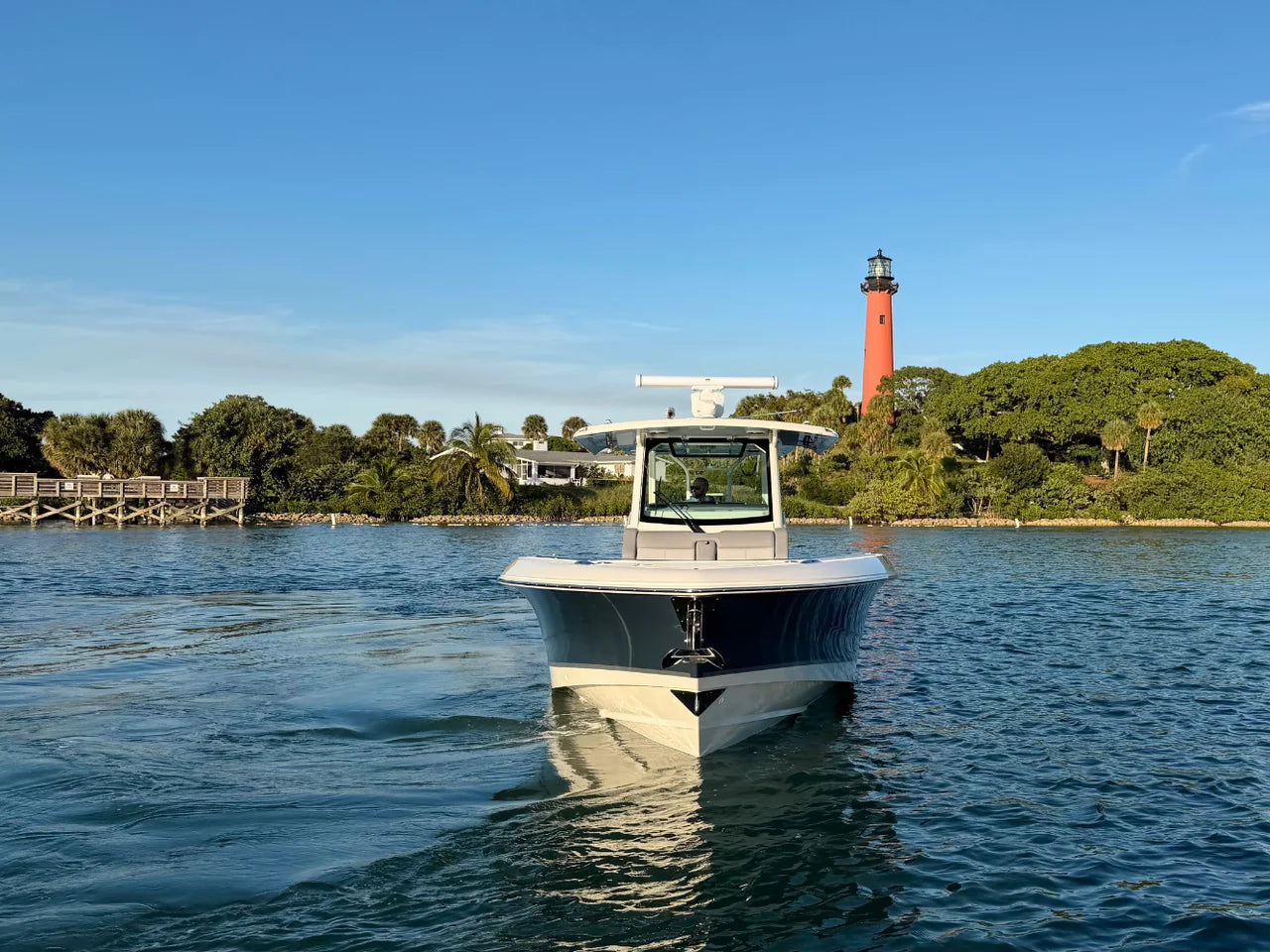 2026 Boston Whaler 360 Outrage 36.0 feet, Pompano Beach, Florida #4
