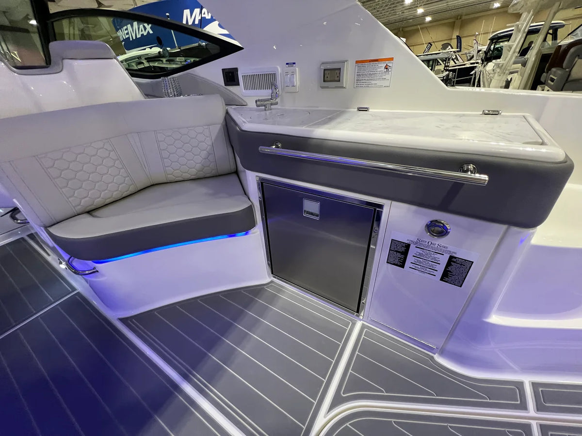 2026 Sea Ray Sundancer 320 Outboard 32.0 feet, Charleston, SC #10