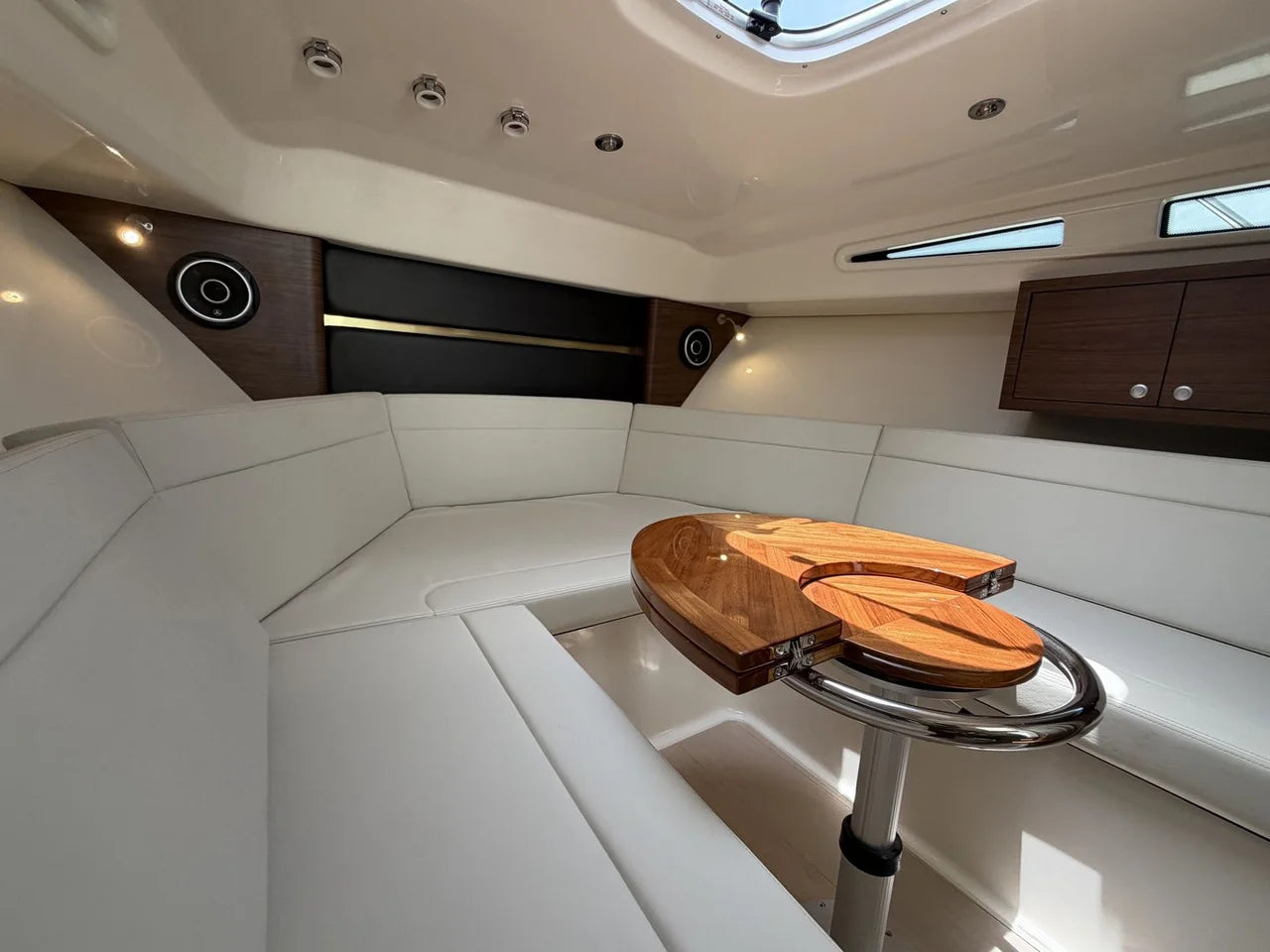 2027 Boston Whaler 325 Conquest 32.0 feet, Fort Myers, FL #23