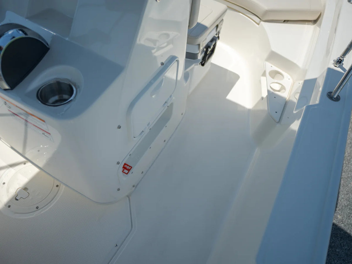 2027 Boston Whaler 170 Montauk 17.0 feet, Panama City, FL #14