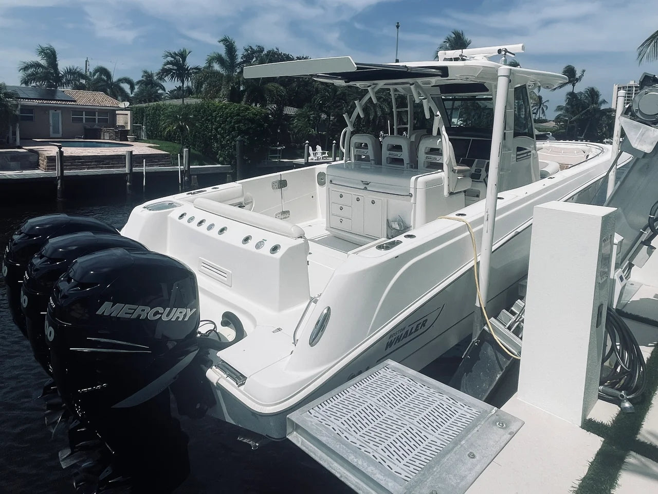 2012 Boston Whaler 370 OUTRAGE 37.0 feet, Pompano Beach, FL #1