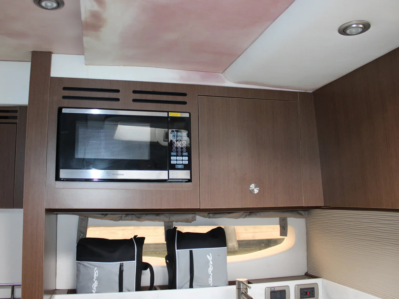 2018 Sea Ray 350 SUNDANCER 35.0 feet, Seabrook, TX #92
