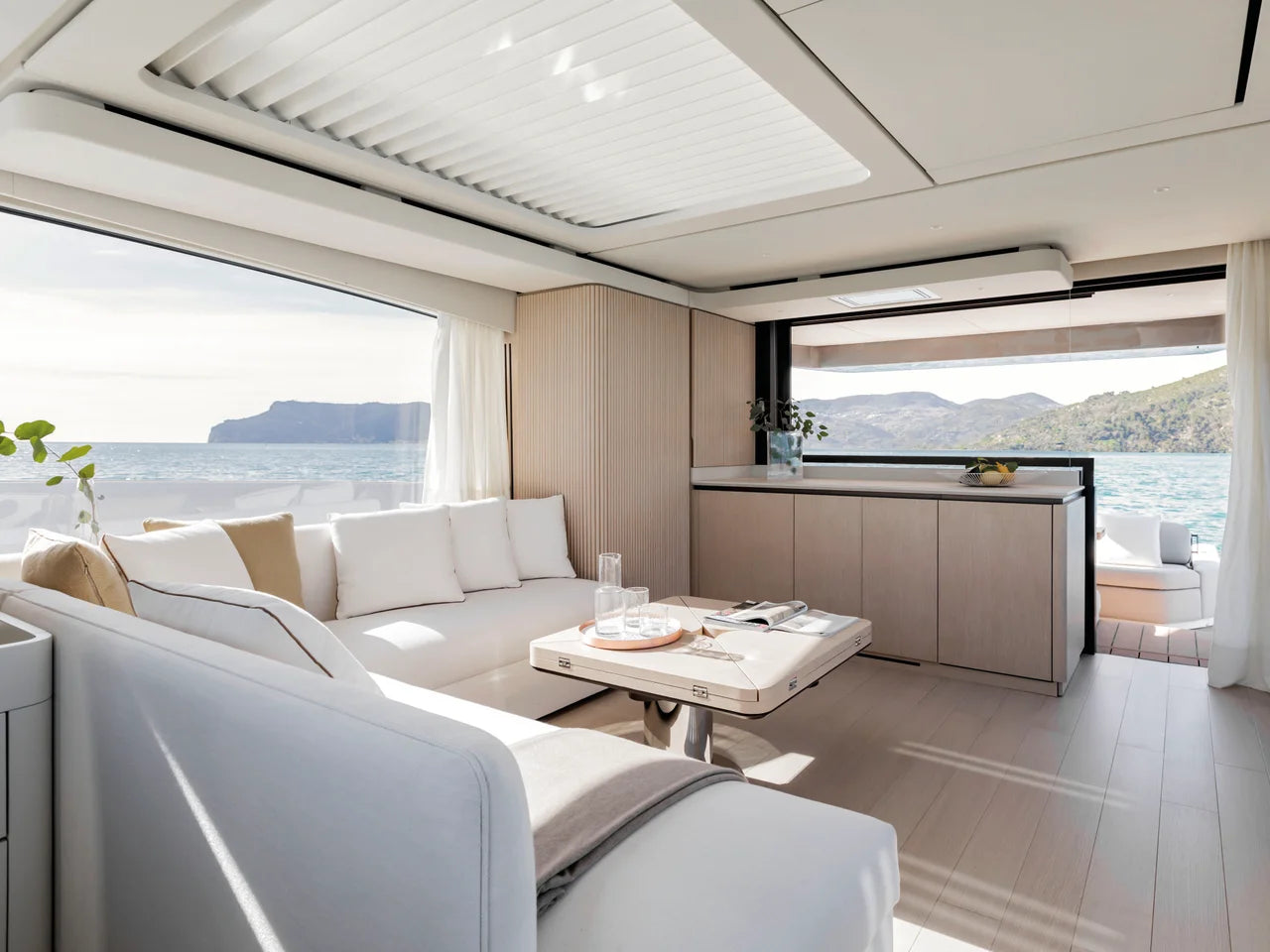 2027 Azimut Sundeck 6 57.0 feet, Huntington, NY #14