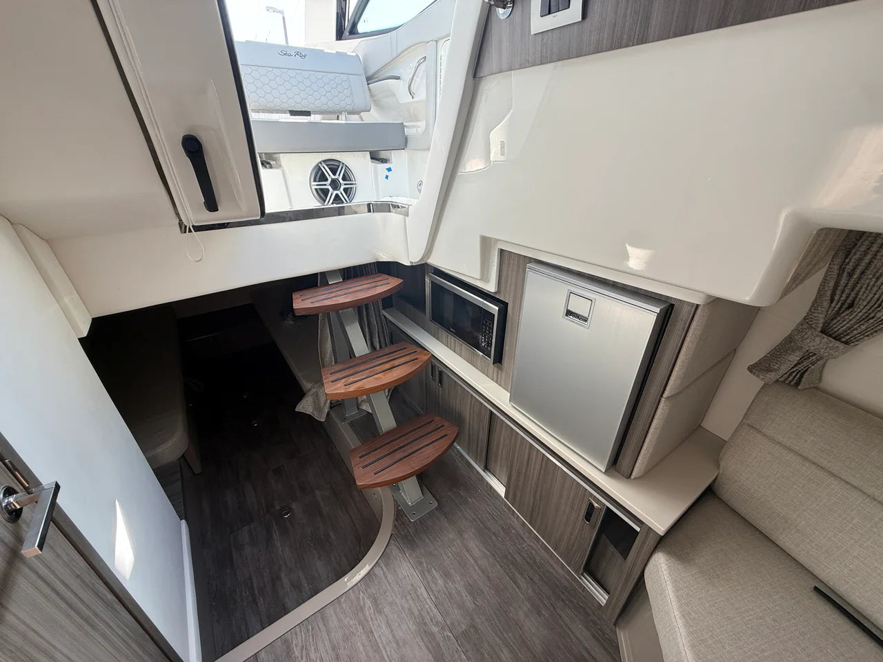 2027 Sea Ray Sundancer 320 Outboard 32.0 feet, Sarasota, FL #25