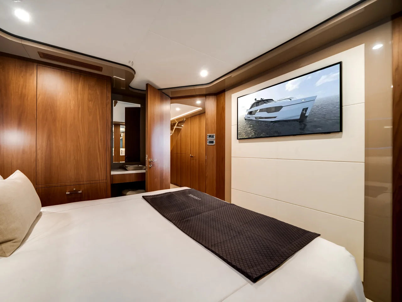 2026 Ocean Alexander 30R 98.0 feet, Pompano Beach, FL #67