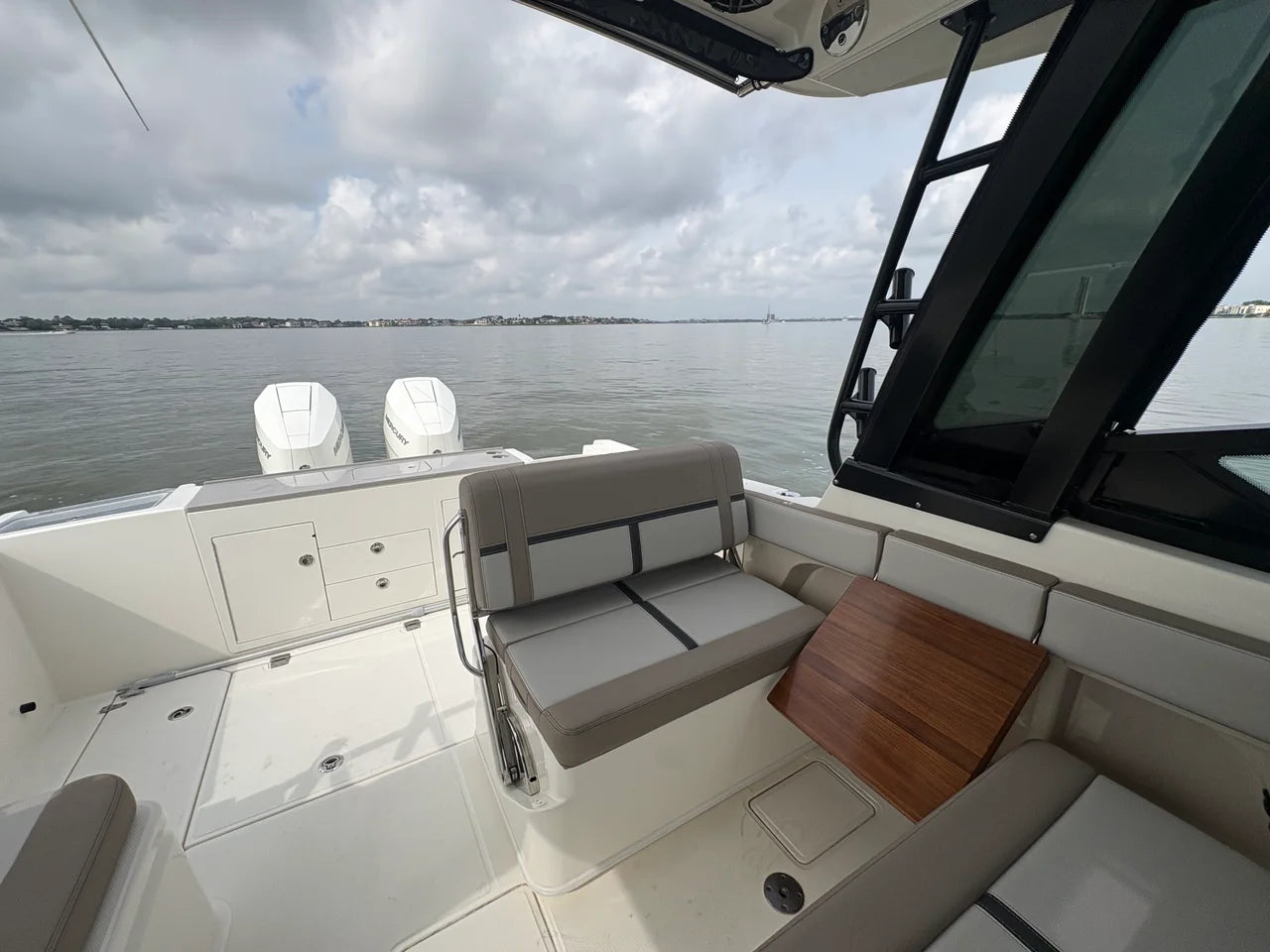 2025 Boston Whaler 330 Vantage 33.0 feet, Seabrook, TX #25