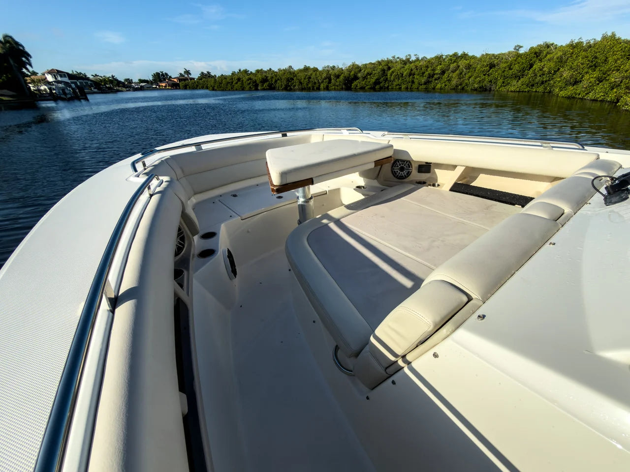 2022 Boston Whaler 350 Realm 35.0 feet, Fort Myers, FL #25