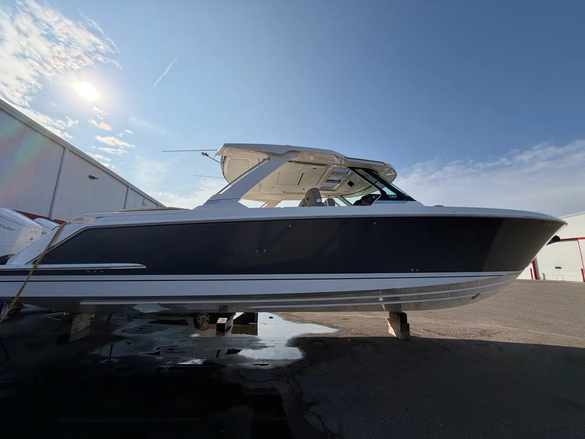 2022 Tiara Yachts 43 LS 43.0 feet, Excelsior, Minnesota #4