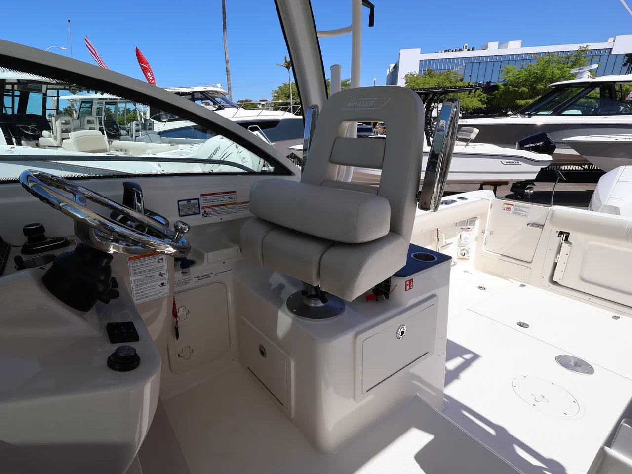 2026 Boston Whaler 285 Conquest 28.0 feet, Naples, Florida #18