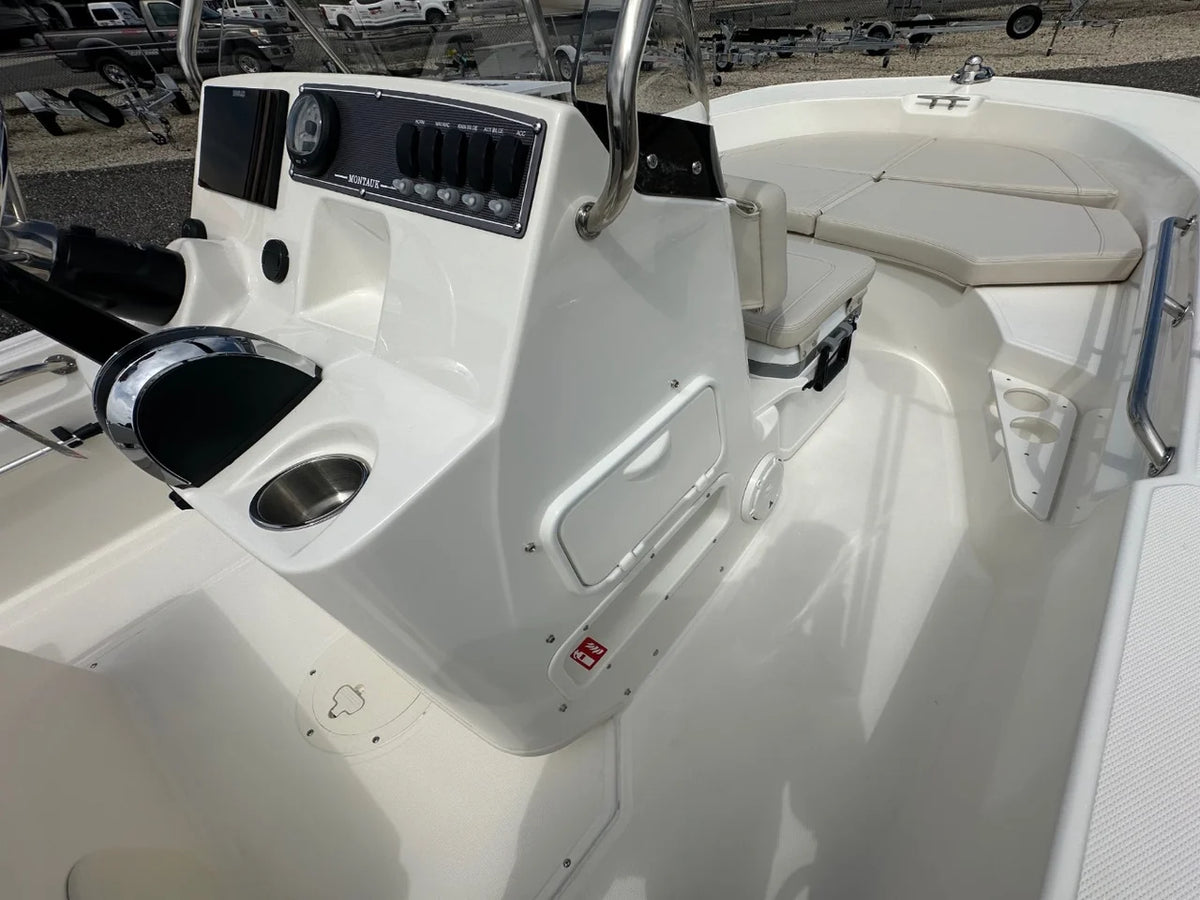 2027 Boston Whaler 170 Montauk 17.0 feet, Ocean View, NJ #14