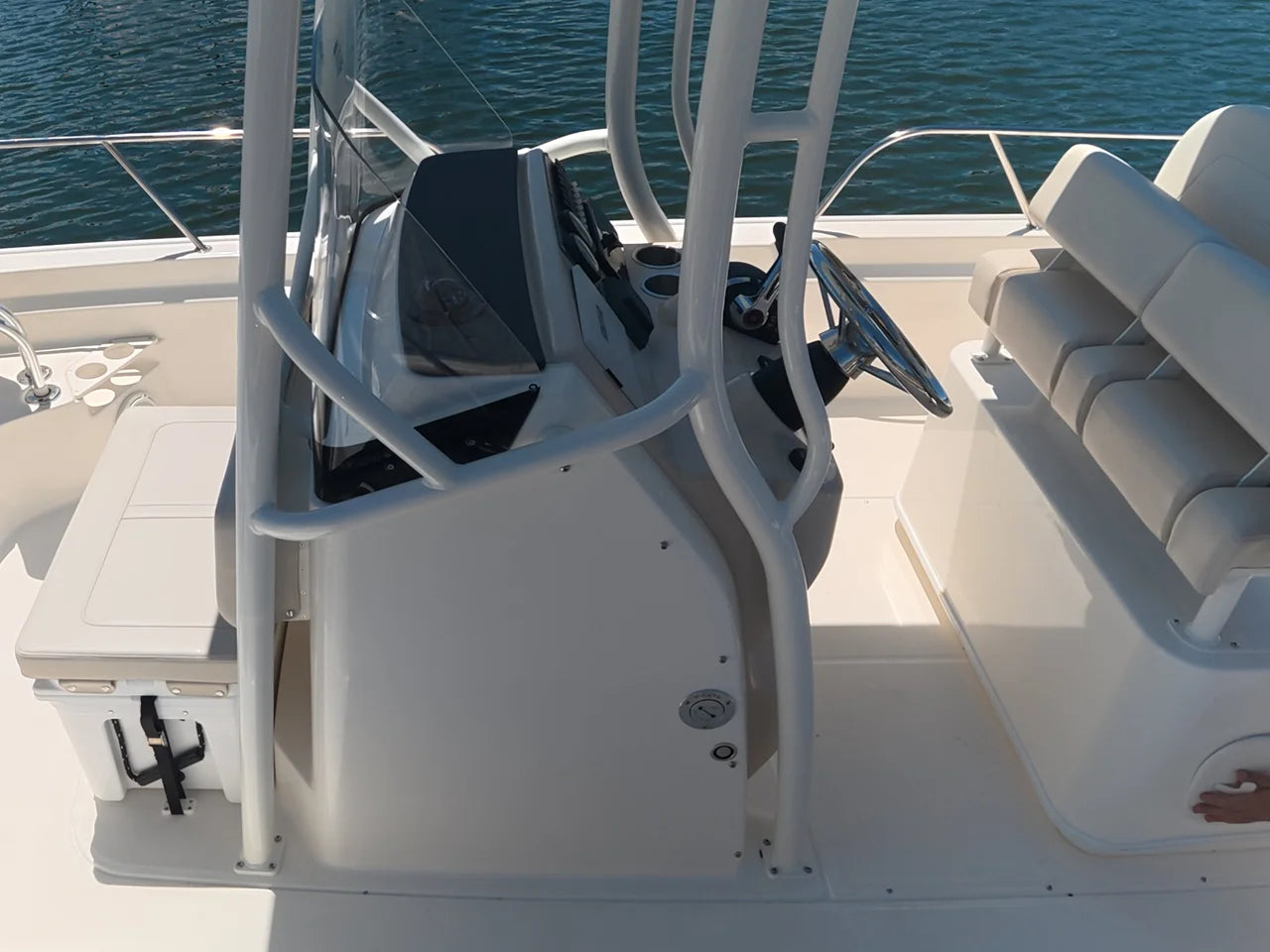 2026 Boston Whaler 210 Montauk 21.0 feet, Huntington, NY #10