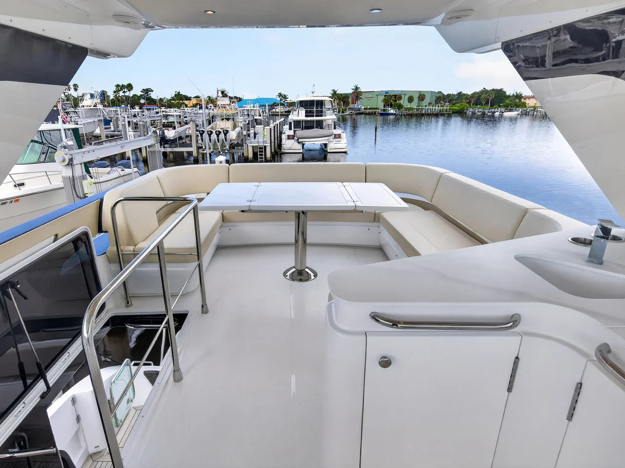 2026 Cruisers Yachts 57 FLY 57.0 feet, Stuart, Florida #87