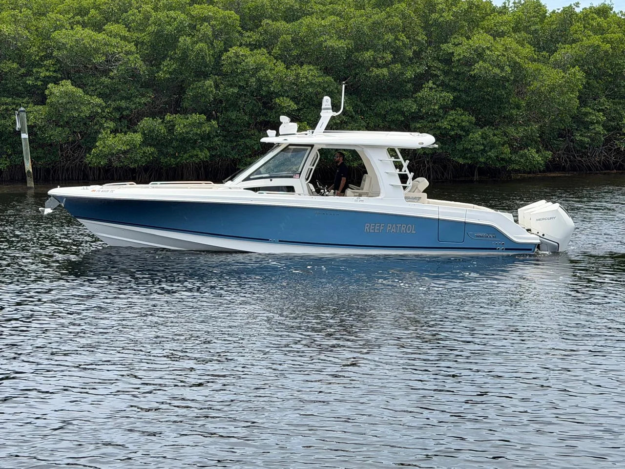 2022 Boston Whaler 350 REALM 35.0 feet, Key Largo, FL #10