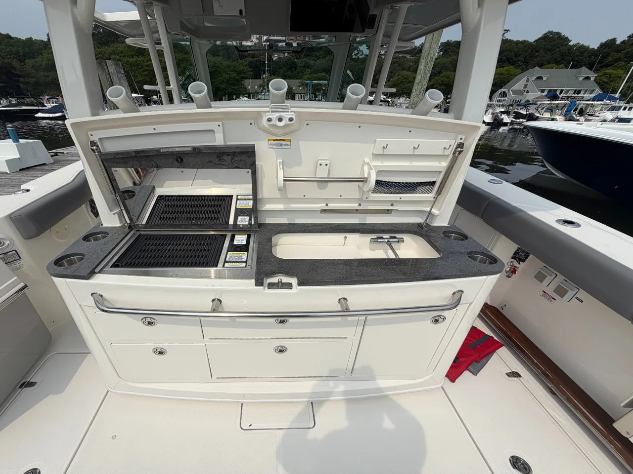 2024 Boston Whaler 380 Outrage 38.0 feet, Huntington, NY #10