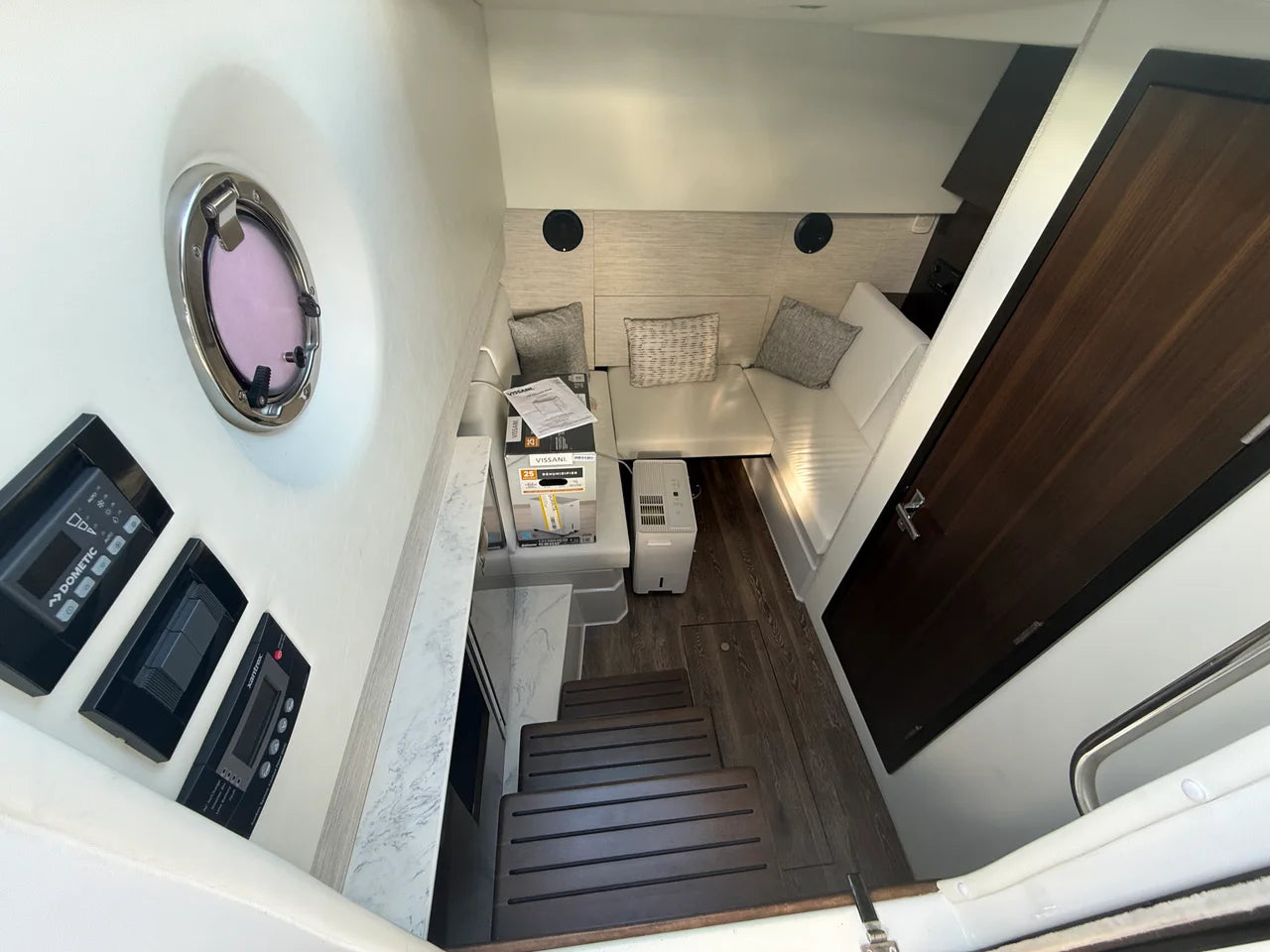 2022 Cruisers Yachts 34 GLS Outboard 34.0 feet, Miami, FL #25
