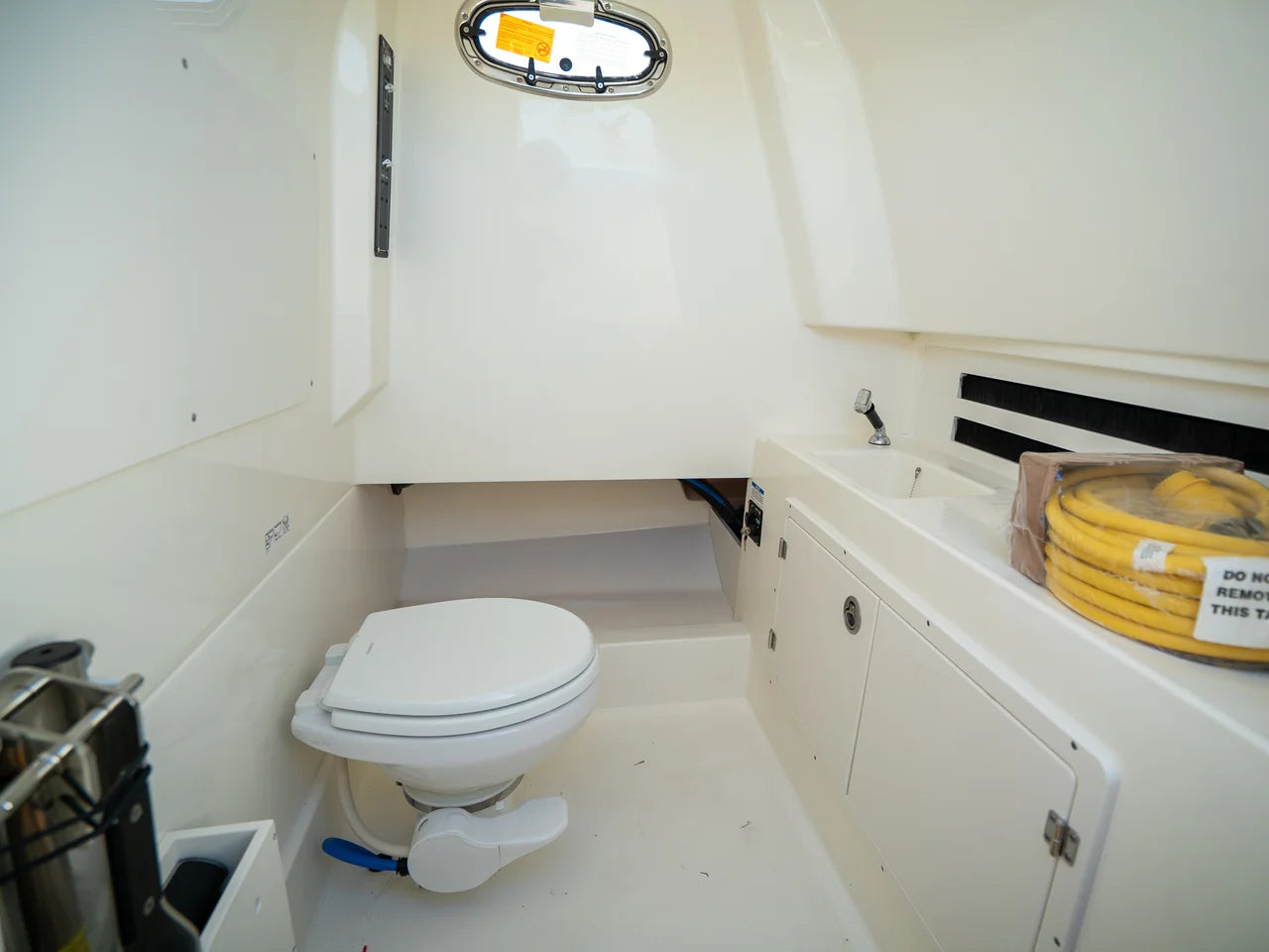 2026 Boston Whaler 330 Outrage 33.0 feet, Fort Myers, FL #15