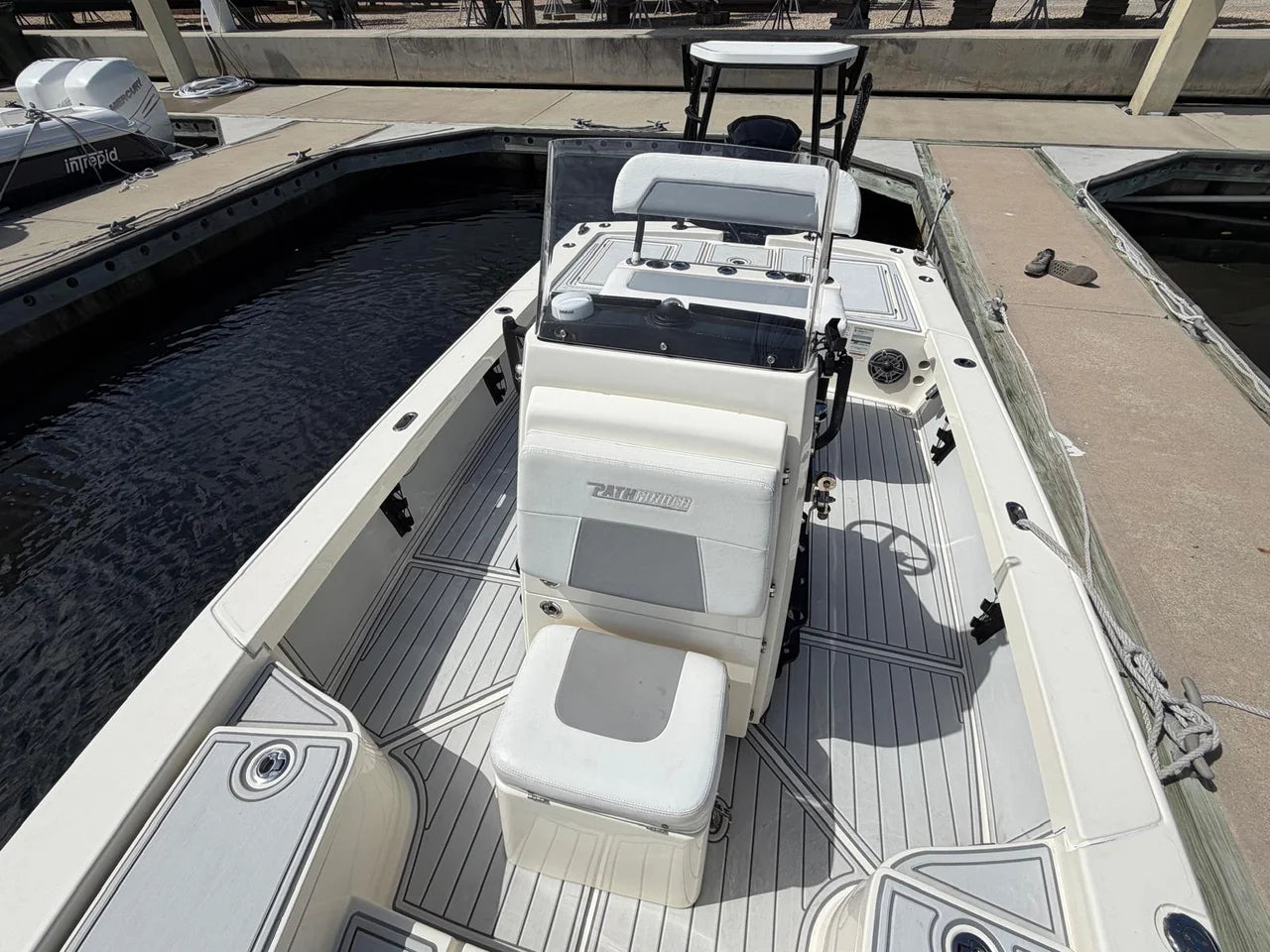 2019 Pathfinder 2300 HPS 23.0 feet, Key Largo, FL #16
