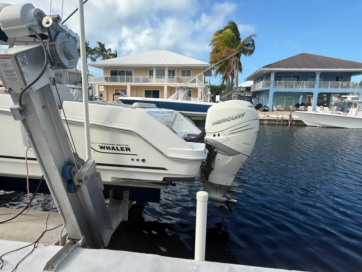 2017 Boston Whaler 330 OUTRAGE 33.0 feet, Islamorada, FL #3