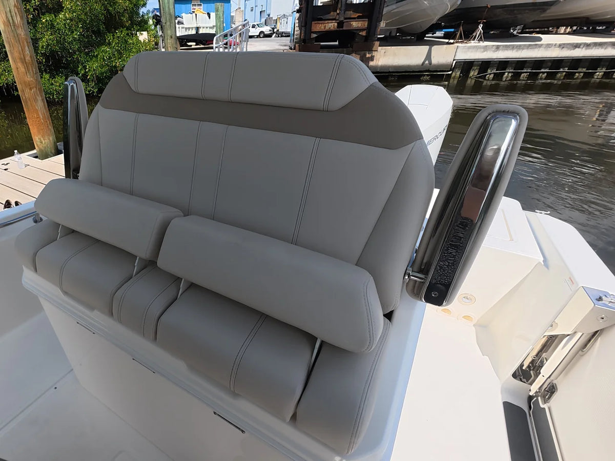 2027 Boston Whaler 280 Dauntless 28.0 feet, Clearwater, Florida #19