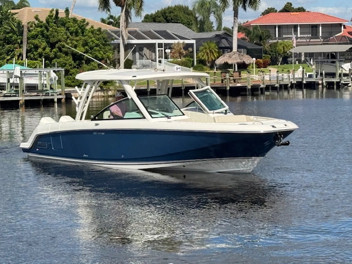 2023 Boston Whaler 32 DC 32.0 feet, Cape coral, FL #21